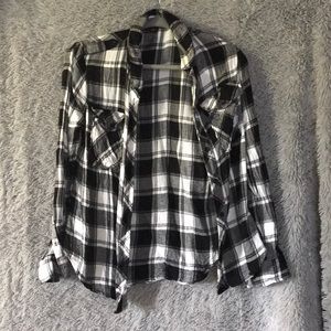 Black and White flannel from Lulus size M